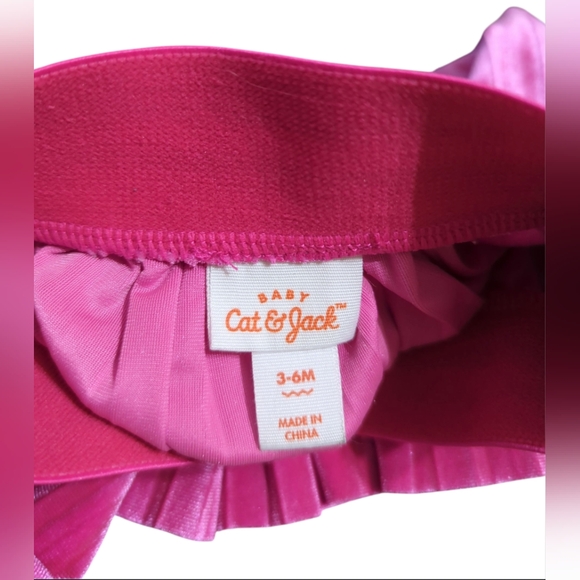 Cat & Jack Baby Skirt Size 3-6 Months. - Picture 2 of 4
